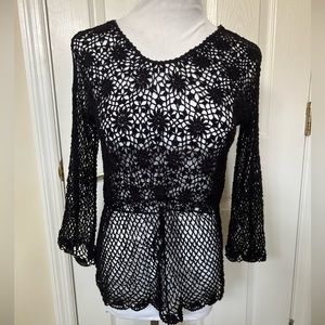 NWOT Womens Black Open Crochet 3/4 Sleeves Top Blouse TAGS OFF very nice quality